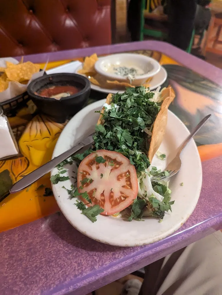 Taco Salad w Extra Cilantro